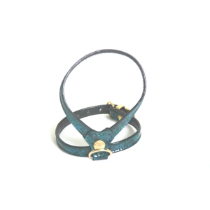 Green Varnish Granite Harness